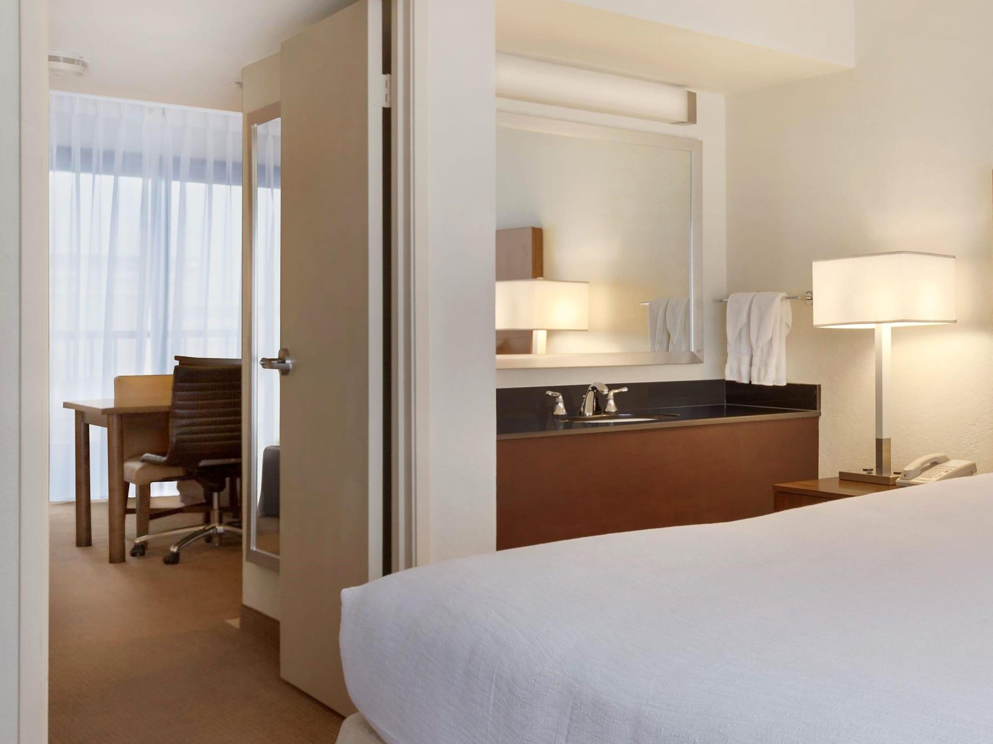 เอมบาสซีสวีท โฮเต็ล แบตอน รูจ Hotel บาตันรูช ภายนอก รูปภาพ