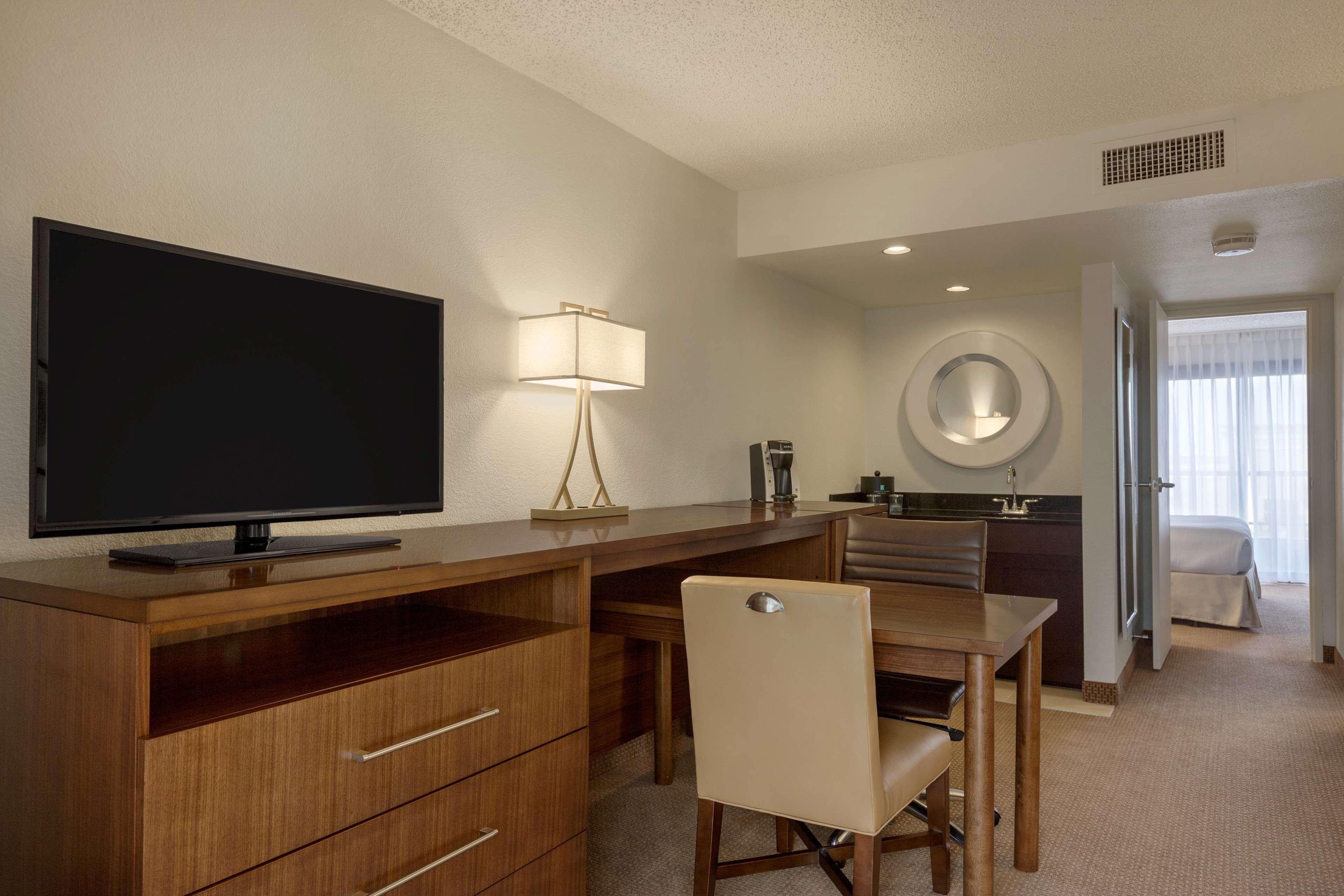 เอมบาสซีสวีท โฮเต็ล แบตอน รูจ Hotel บาตันรูช ภายนอก รูปภาพ