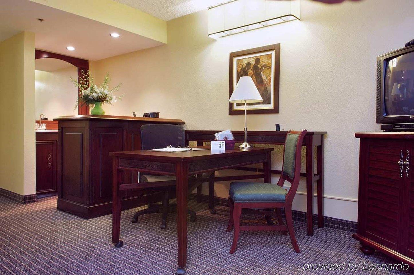 เอมบาสซีสวีท โฮเต็ล แบตอน รูจ Hotel บาตันรูช ภายใน รูปภาพ