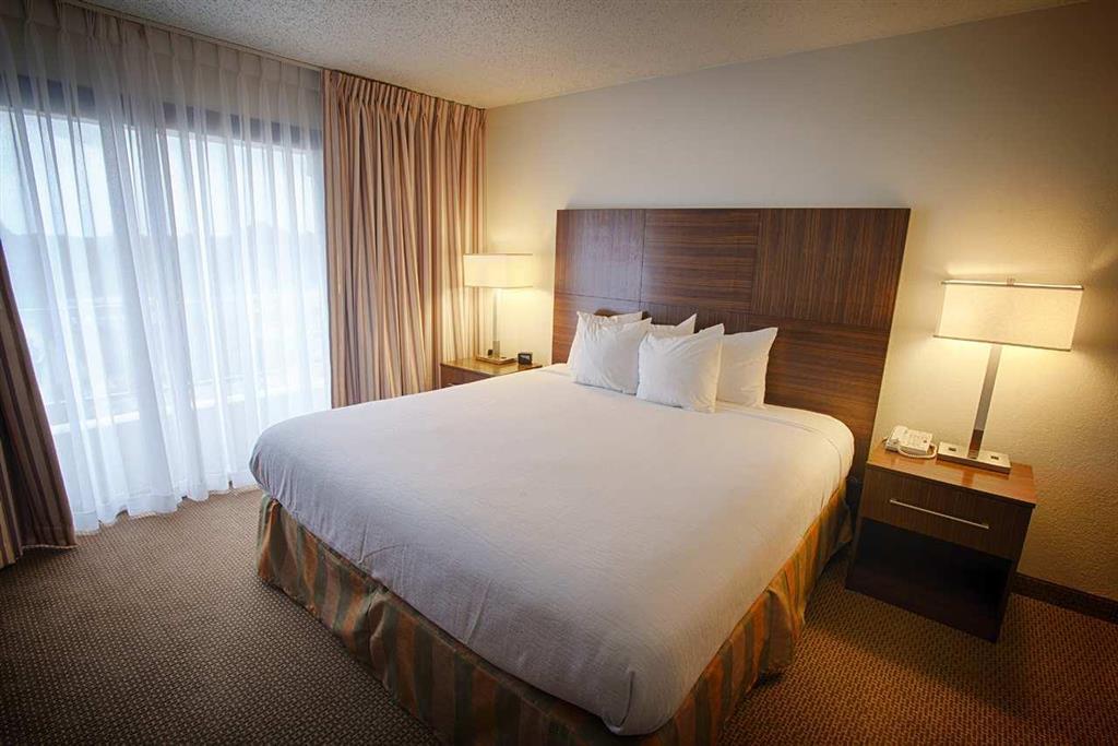 เอมบาสซีสวีท โฮเต็ล แบตอน รูจ Hotel บาตันรูช ห้อง รูปภาพ